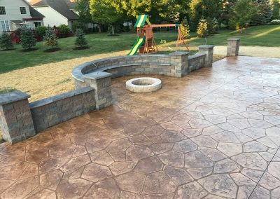 Modern Concrete Retaining Wall in [ln]